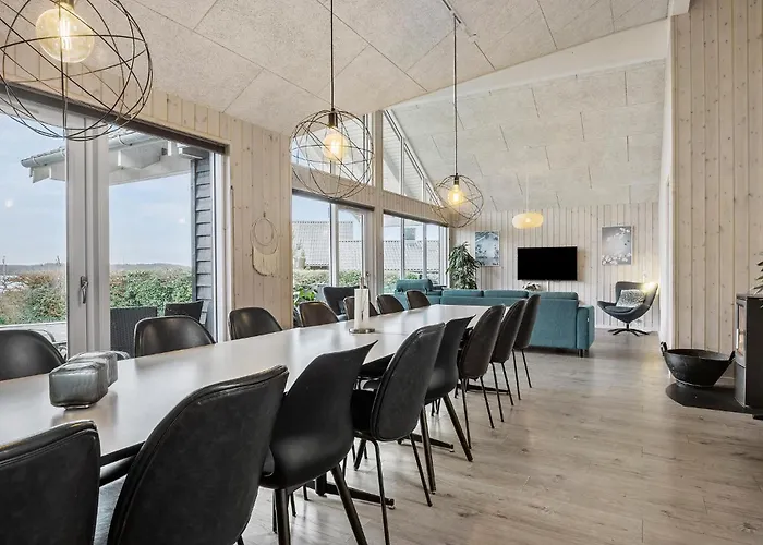 Feriehus Amazing In With Sauna