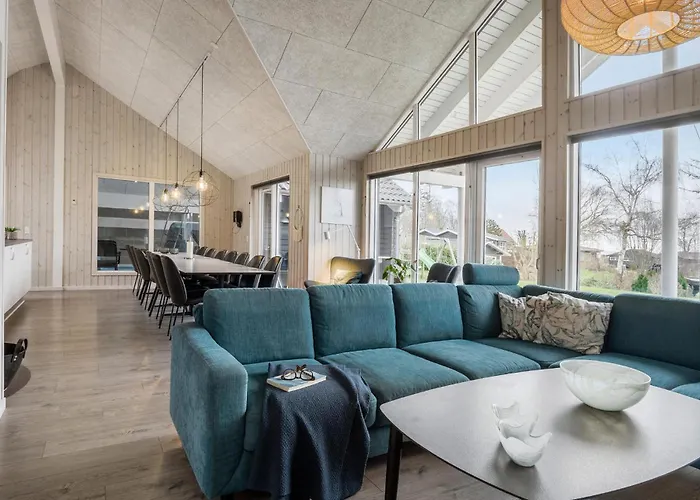 Feriehus Amazing In With Sauna