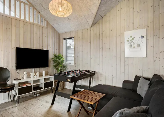 Feriehus Amazing In With Sauna